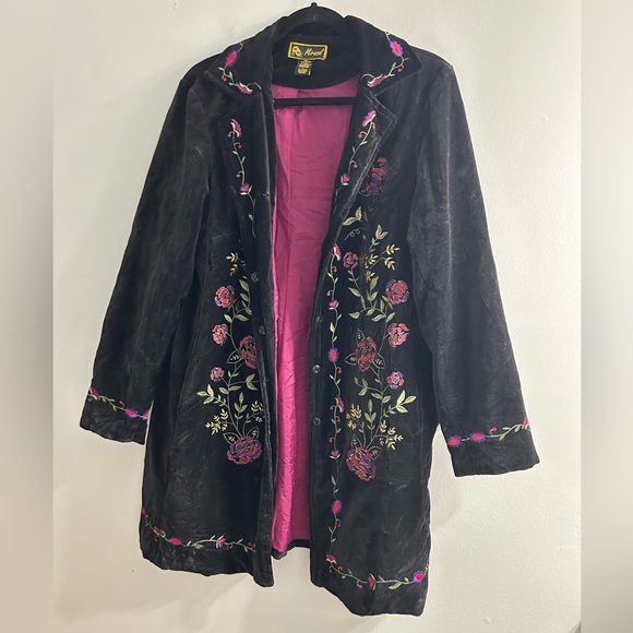 Vintage Mirasol embroidered coat jacket black velvet READ - Picture 2 of 10